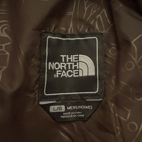 the north face mens puffer jacket (style ACYZ) - Picture 7 of 7